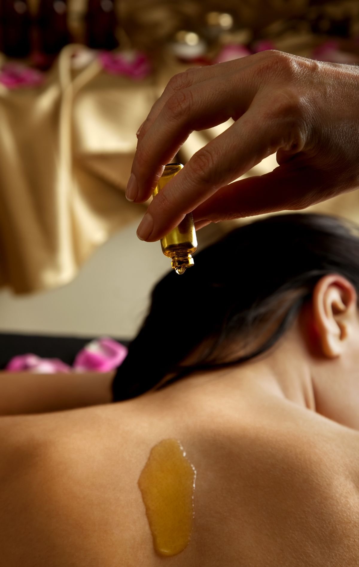 Massage aromathérapie aux huiles essentielles Sawasdee